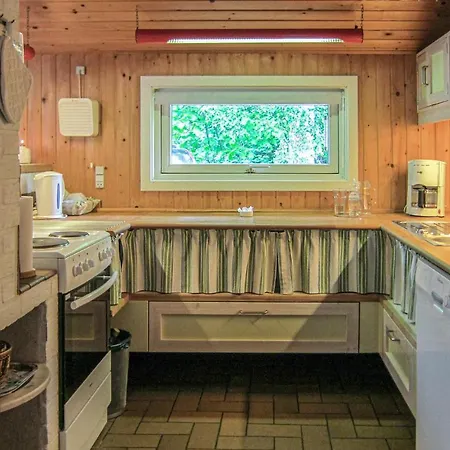 3 Bedroom Gorgeous In * Rønne